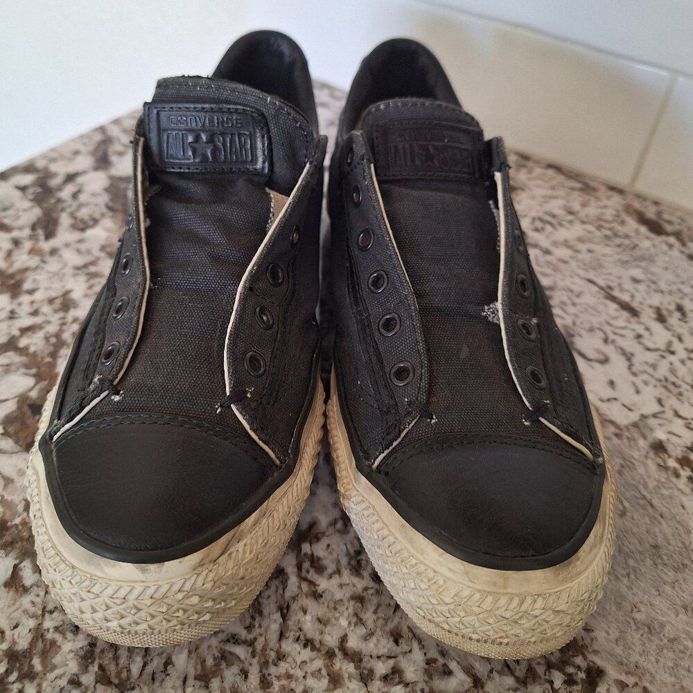 John Varvatos converse size men's 6 US /women's 8